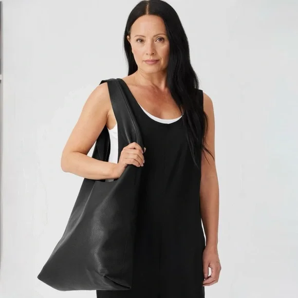 Eileen Fisher Textured Italian Leather Shopper Tote NWT - Picture 3 of 4